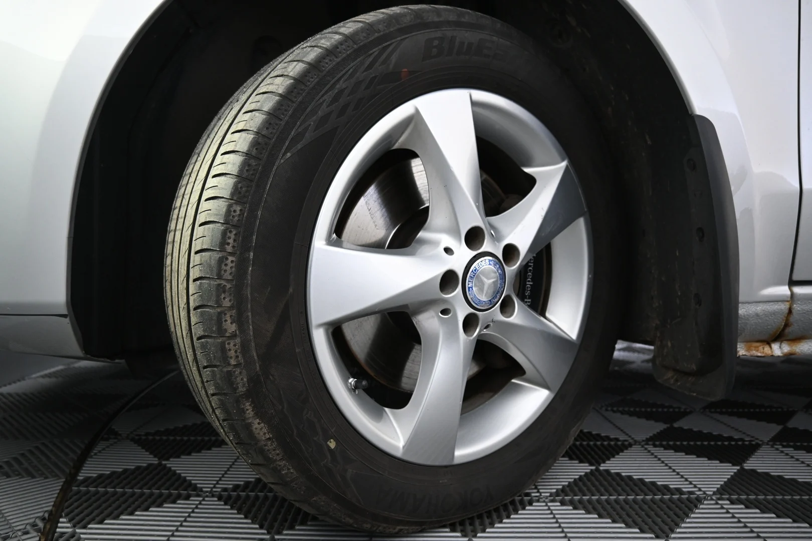 Car Image - 4NZSckPcXHchh2amfpLkb4