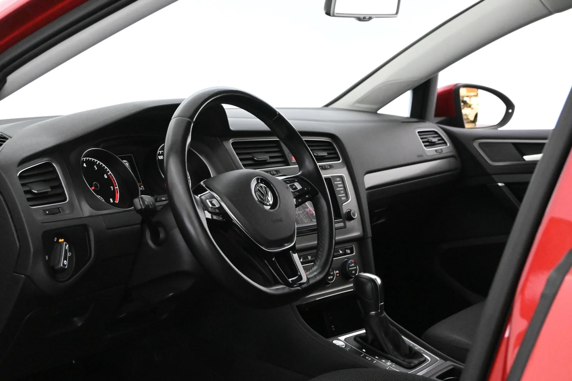 Car Image - 4ab5uD47IFdjPz5PZnKkid