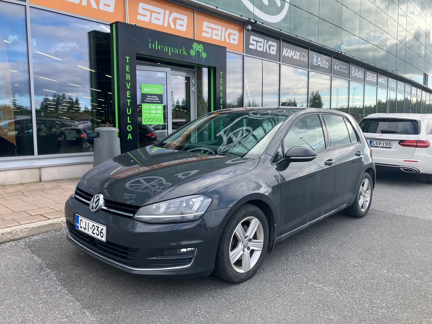 Car Image - 23BzdvCuhUvaw6zq0nLQFH