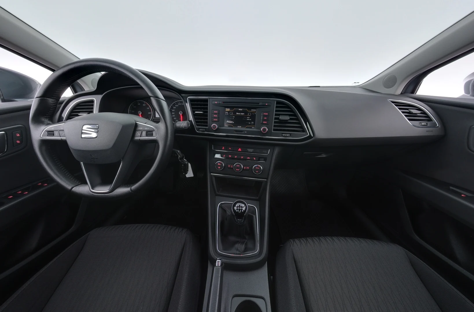 Car Image - 2DLf5hhepPJAsYHhngVFzY