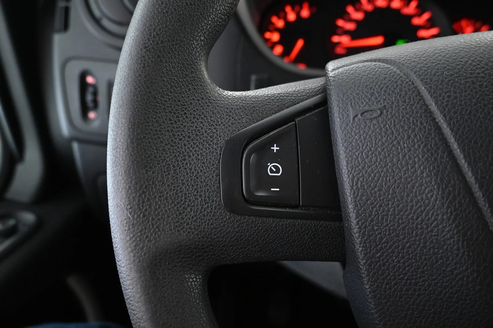 Car Image - 60w0nKeemZfx6JULUkWuCP