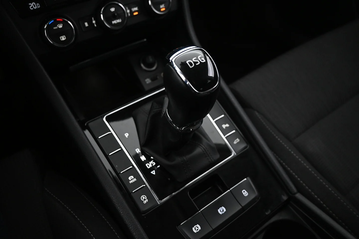 Car Image - Y8fldEjNj3dqZ7ToSERkc