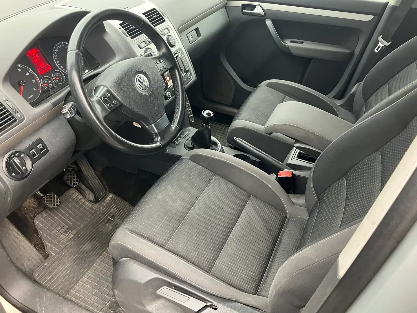 Car Image - 3COLrfbbrpsWVJl6gAZesK