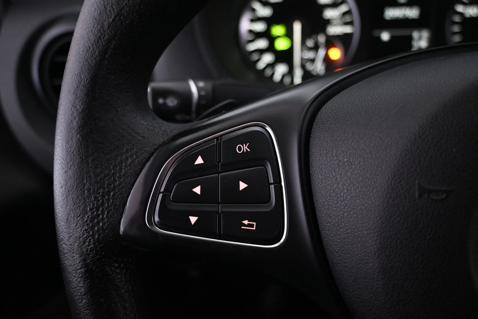 Car Image - 1RsZICwXr0TcdMGIeNj7sg