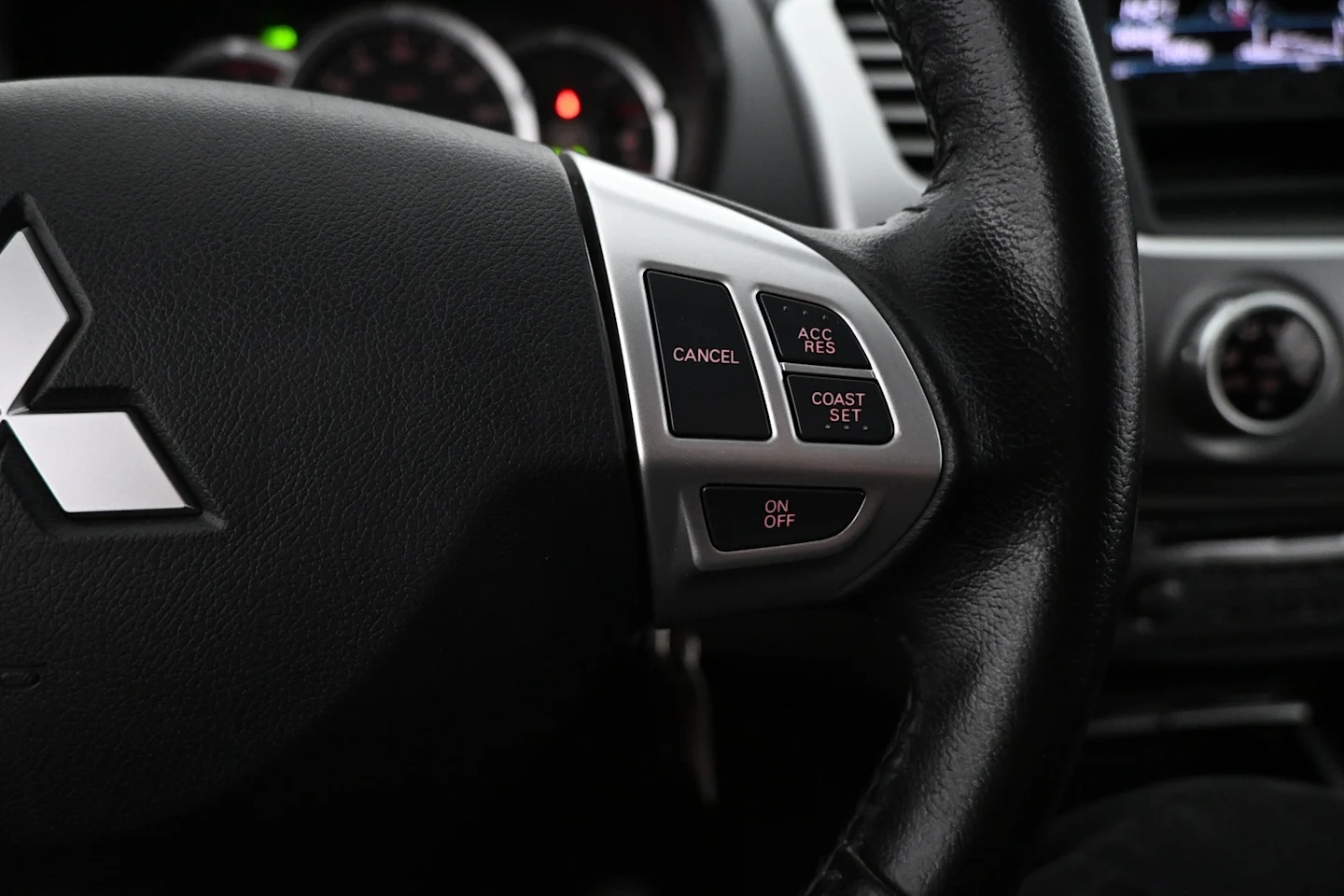 Car Image - 2QUgioo2rIXSYieM1yvbRh