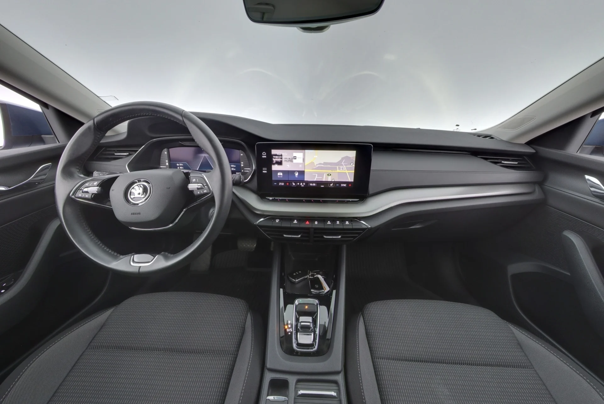 Car Image - 4kB5KtmDErH6pxJdoiCUKO