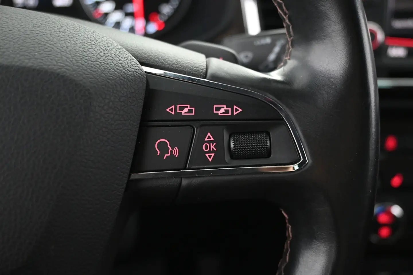 Car Image - 5CA2gRbFarKGlUvuaQ23wO