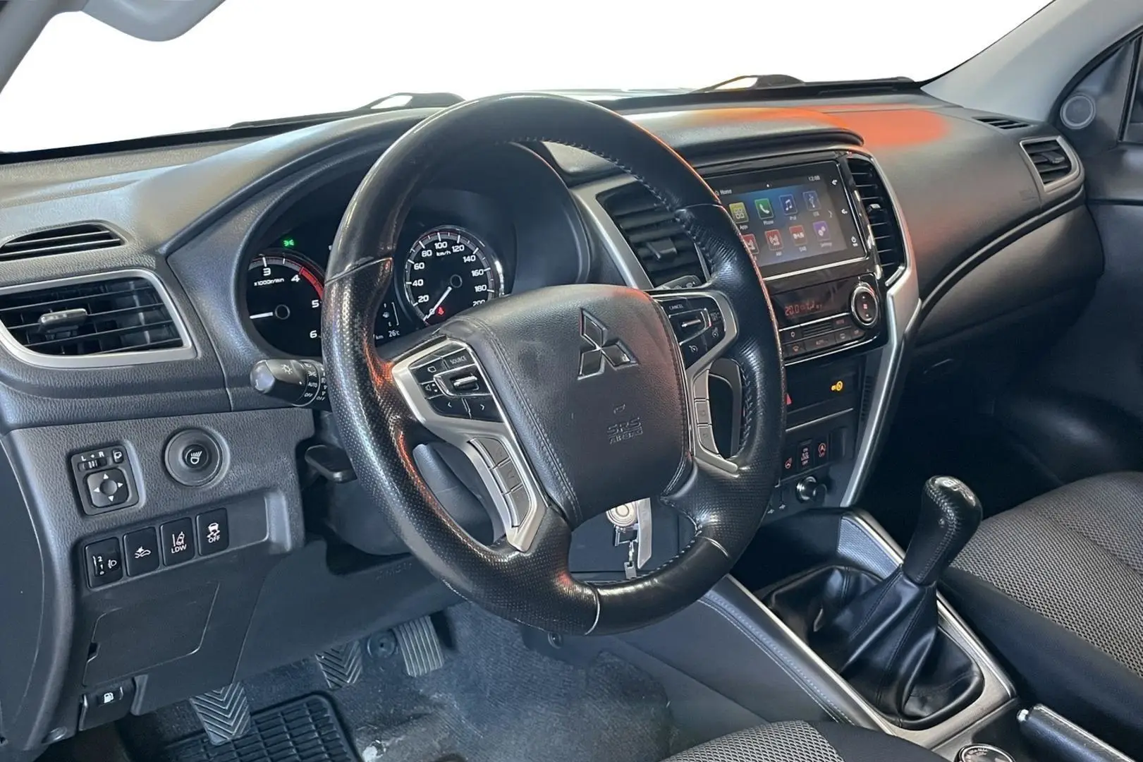 Car Image - 48XCJ5aXQrvm38ugHYwuGc