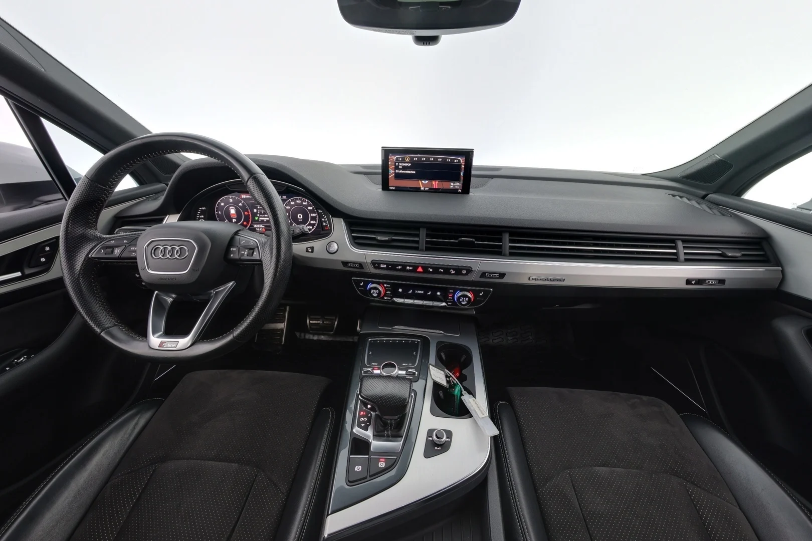 Car Image - ydWVRwgsLxSmb7zYvQ2fG