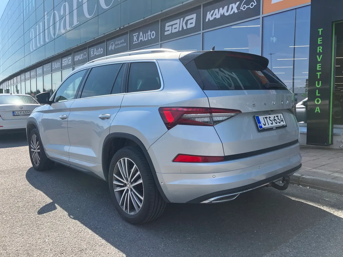 Car Image - 5VdyzFH4CSPbesuXG6v54a