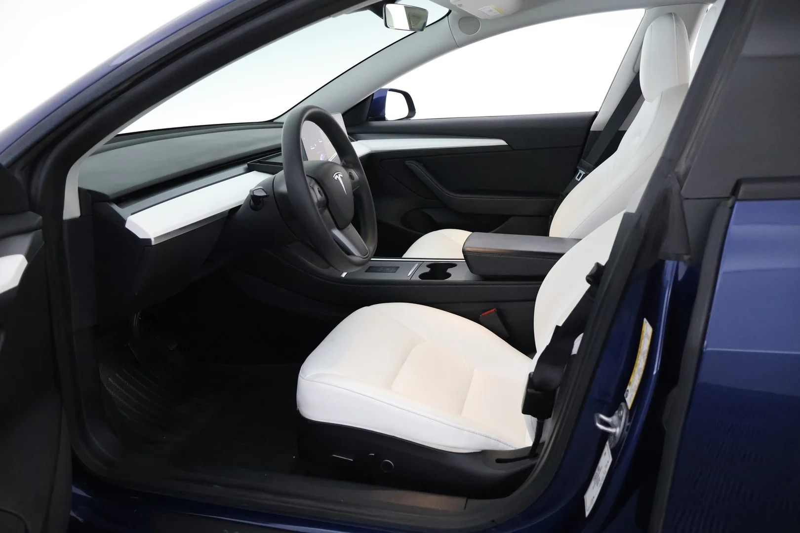 Car Image - 4pOolRI4GuLZWAP2MOq9qF