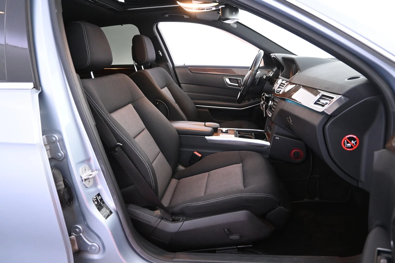 Car Image - WK9S8HpuuMwG3MzVgVm5L