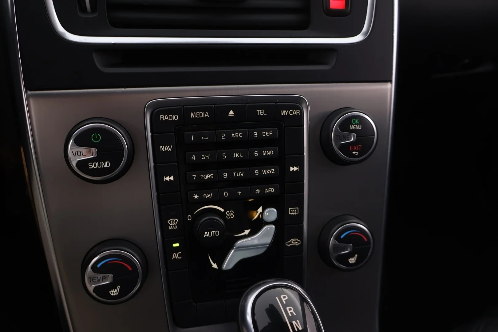 Car Image - 7G6rMI385Ab0PzFtlDr02B