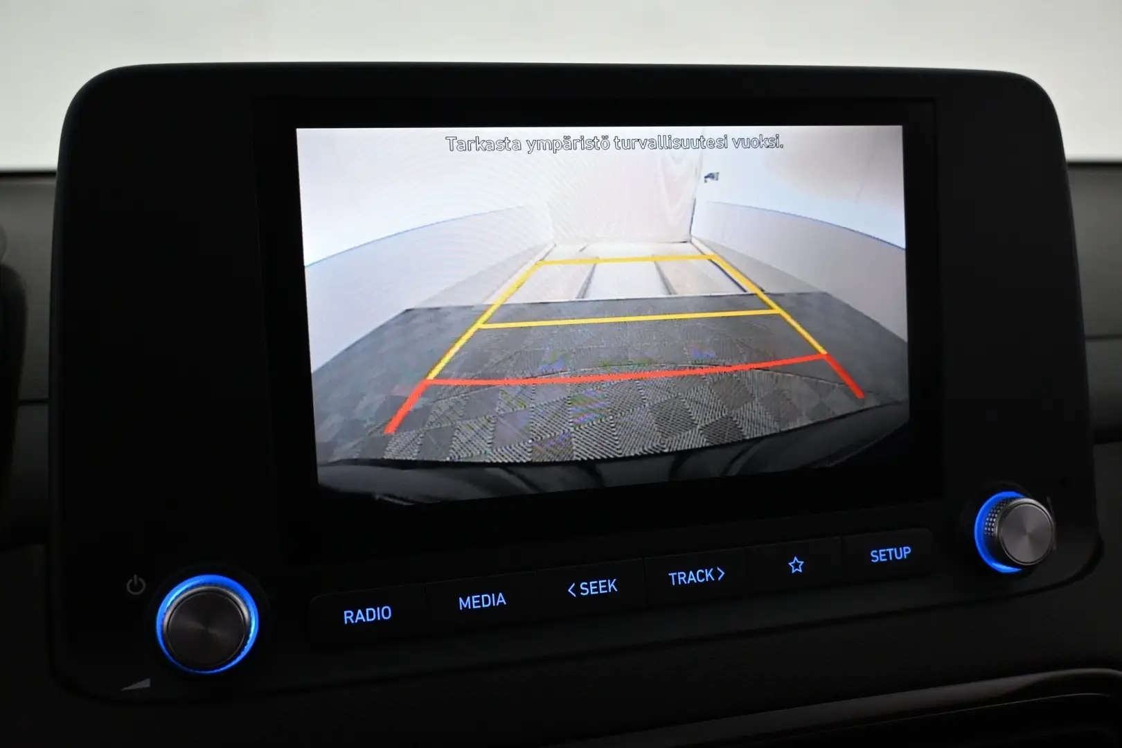 Car Image - 78Gmp8ErdGXoqWwXqv6Zle