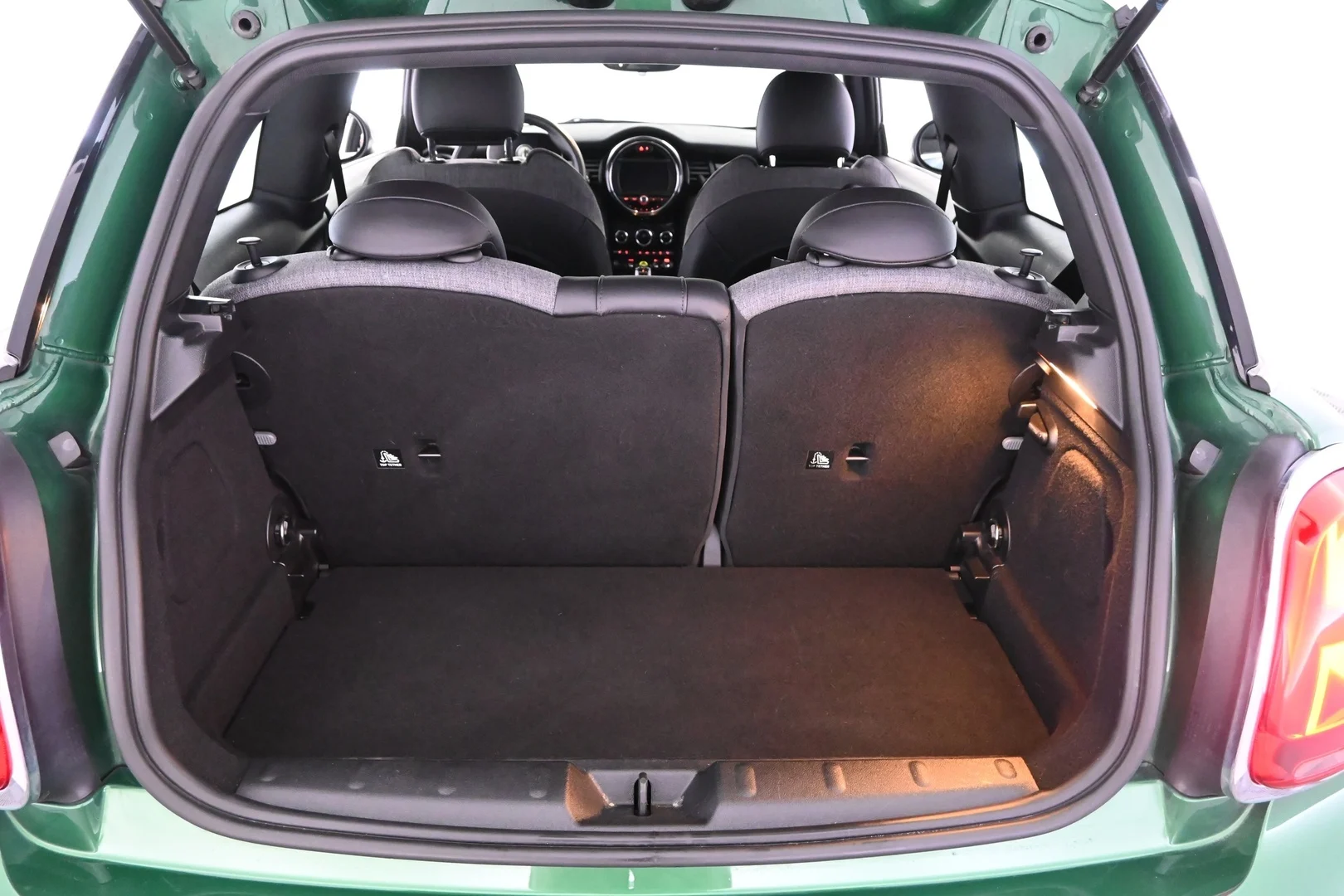 Car Image - 3D2iFmZ2QS24s0luKgtSNB