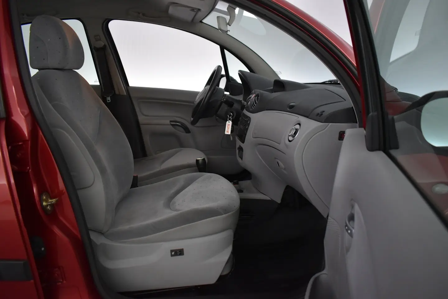 Car Image - 2baX82Auo81UQW3xoOUxxT