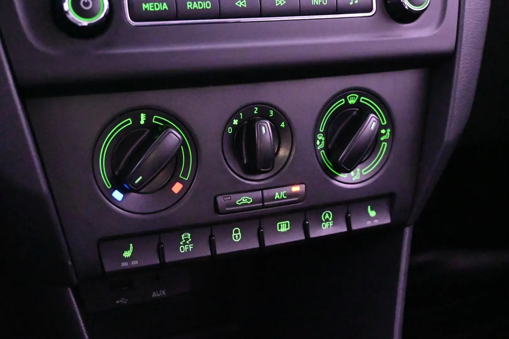 Car Image - 4F5BYQqLp1x2IHsR5lV7FD