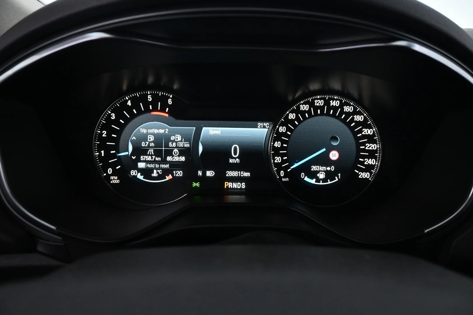 Car Image - 3ysM5DYewEmg9R5RETZ0o6