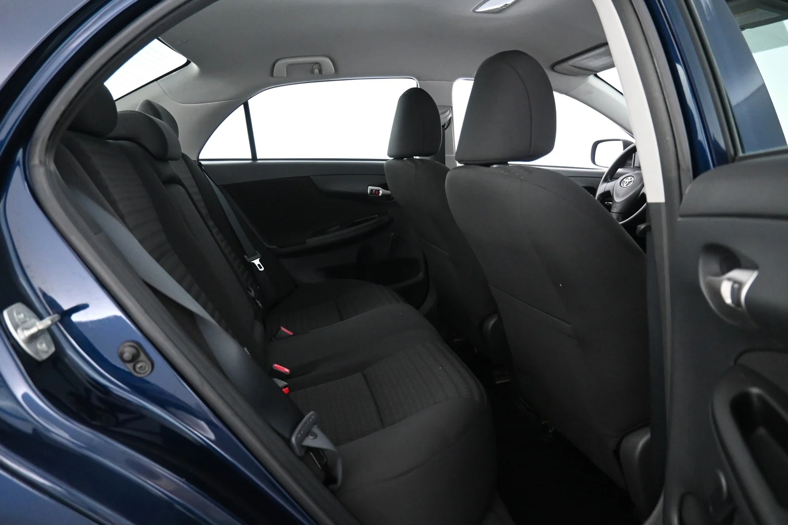 Car Image - 32XvEbmhvjhKqb2mVzf8PG