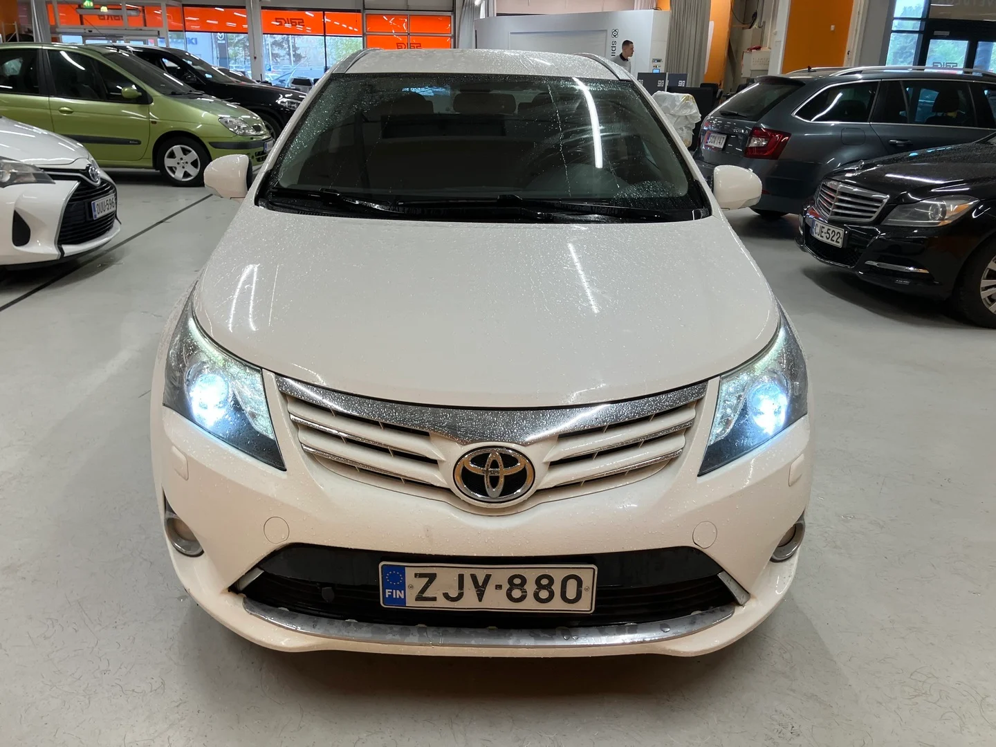 Car Image - 6xPneIVO0QQoy3Zzlpu2OF
