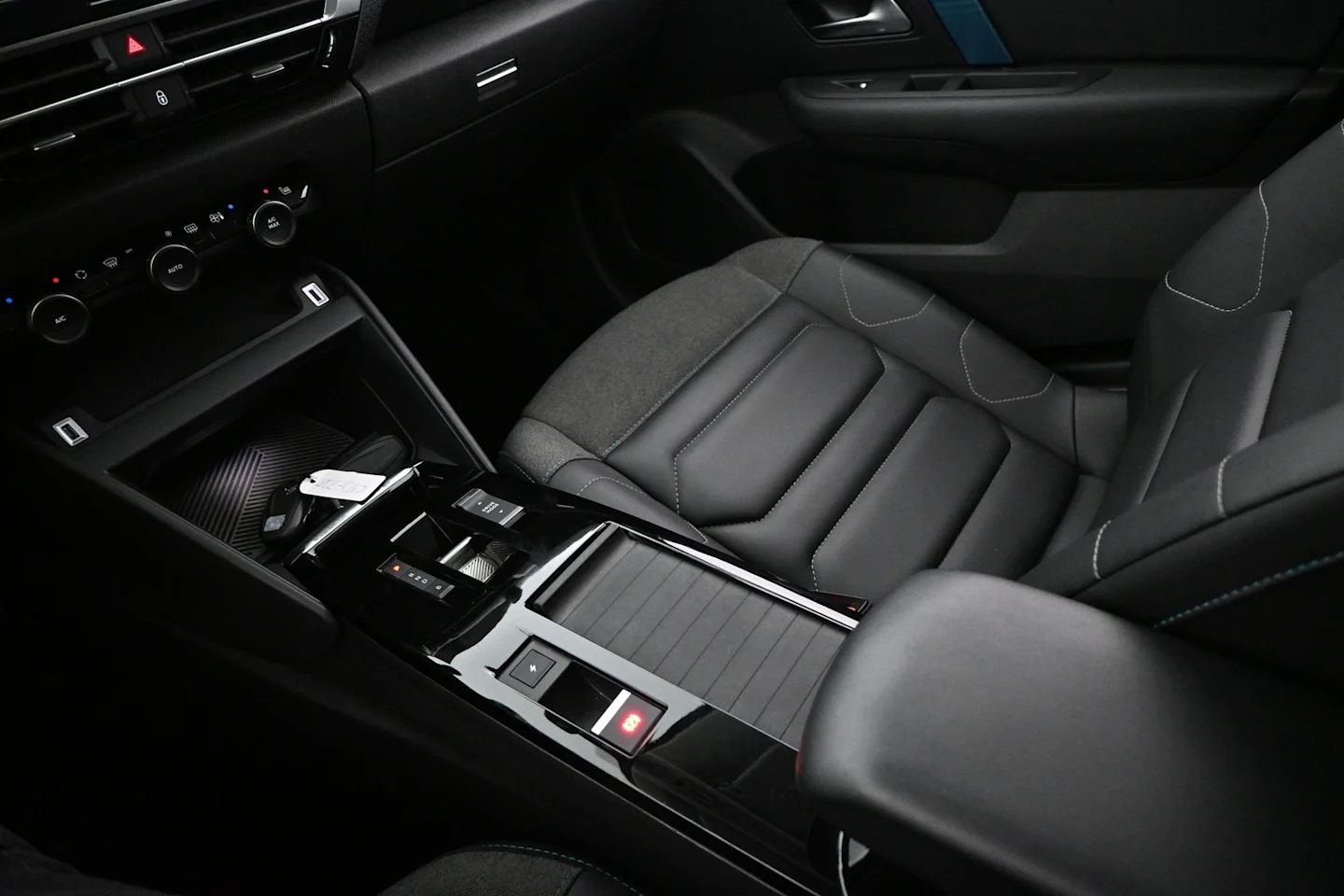 Car Image - 5OosvhAtcPq0XeeXTvP7HP