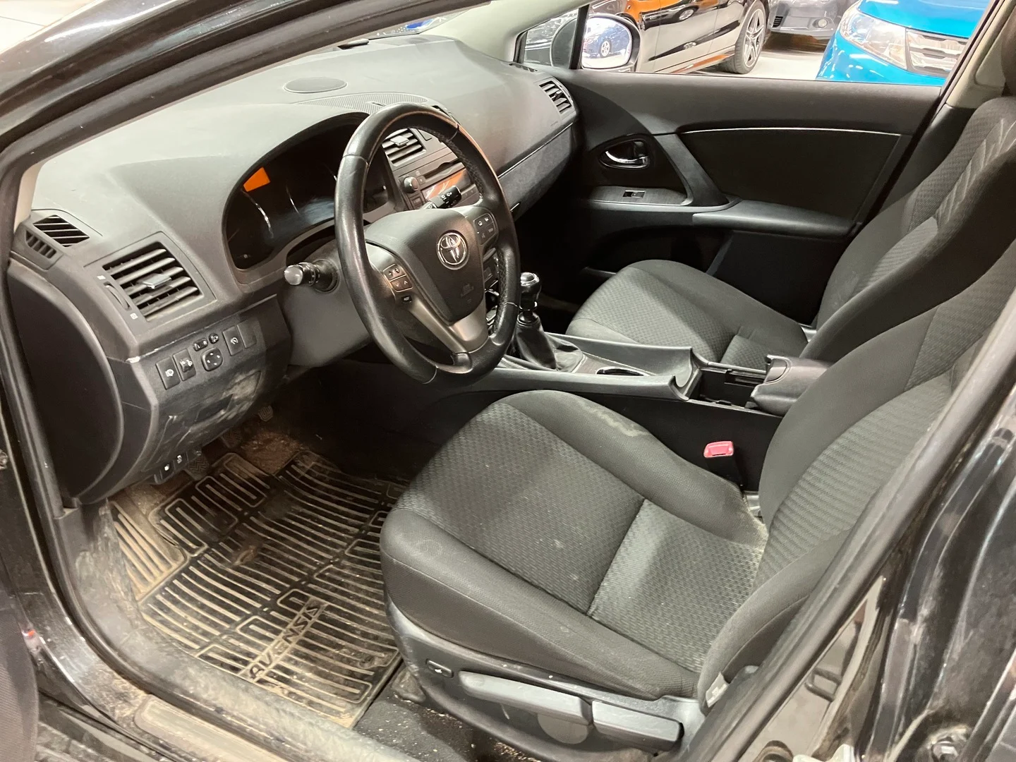 Car Image - 36i2hZRoOsaL163XHngvkp