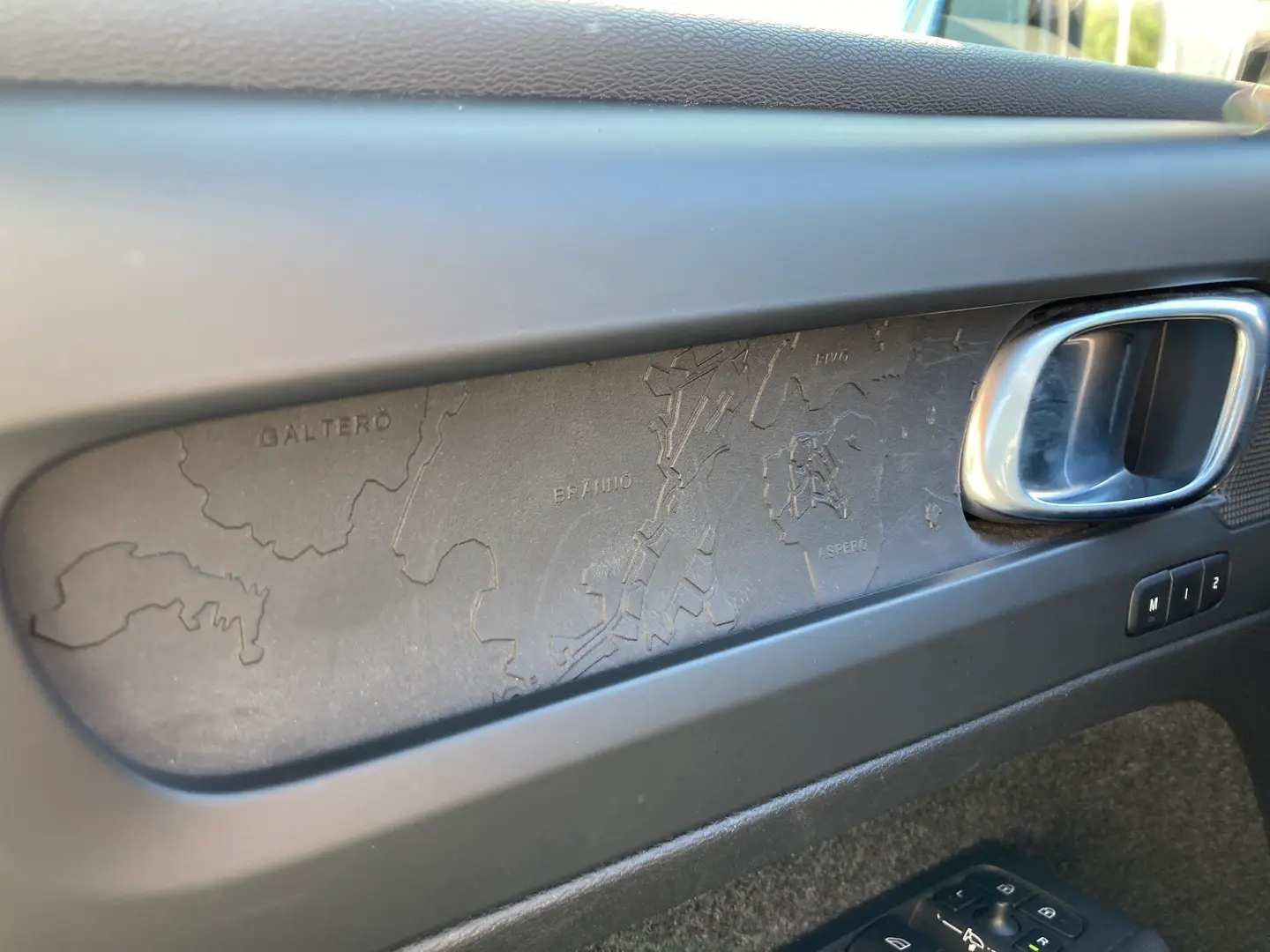 Car Image - 7vJTle0pFAzX9gCjPp3KBw