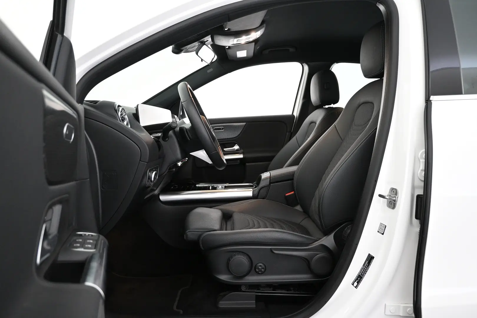 Car Image - 1aHYKO0f1gTQdjNEaCkgut