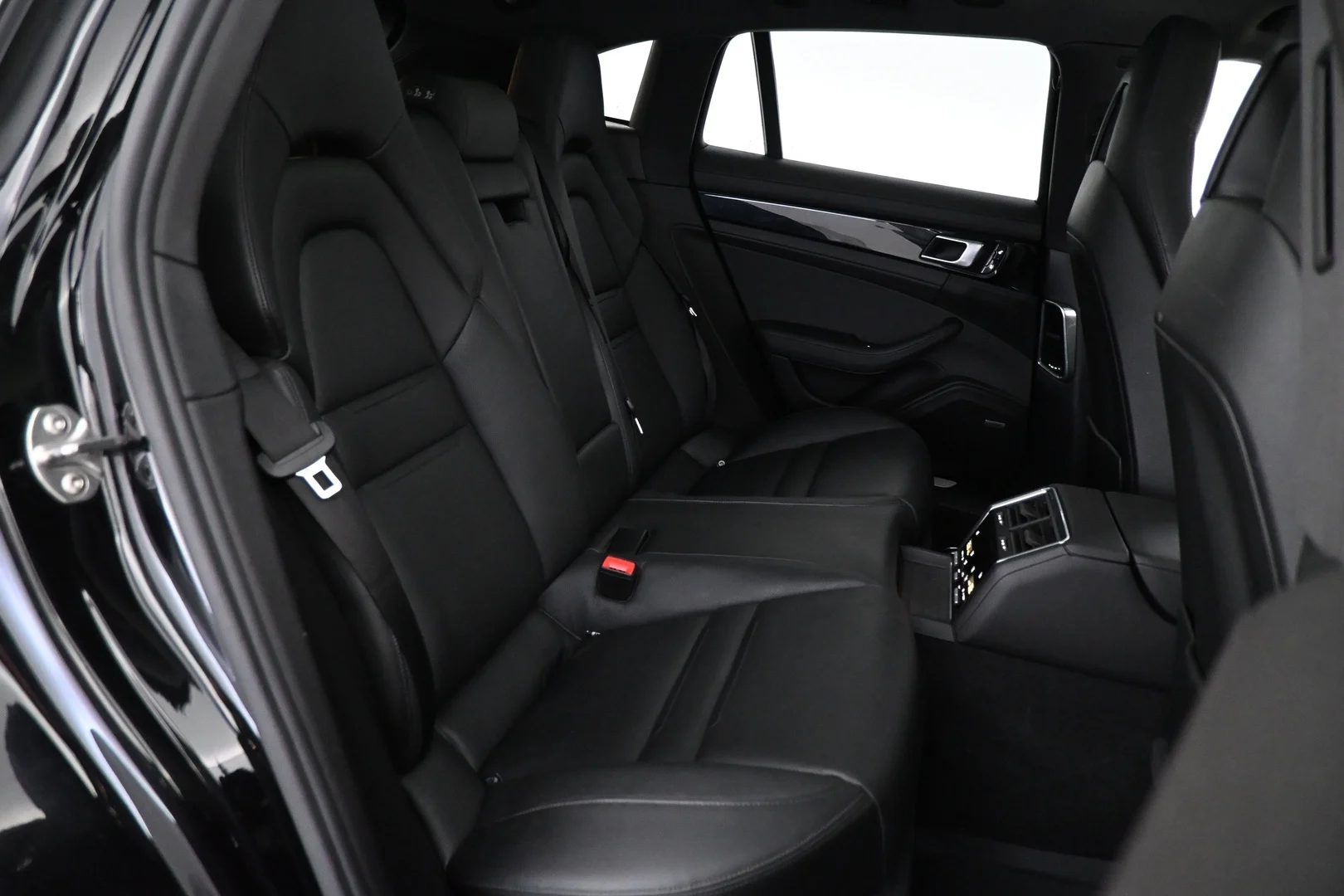 Car Image - 3XZj5VnD2b1pKbVflgeBF7
