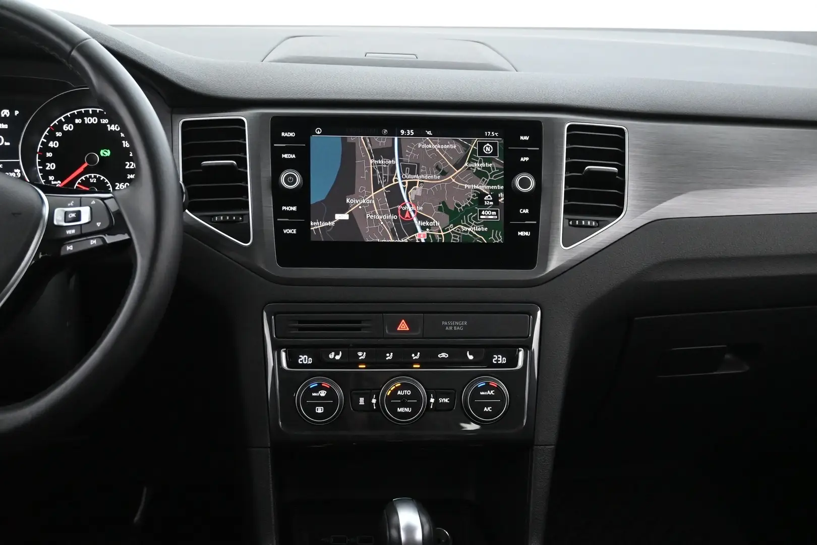 Car Image - 7KmoB11RE43HCBGp4ccymE