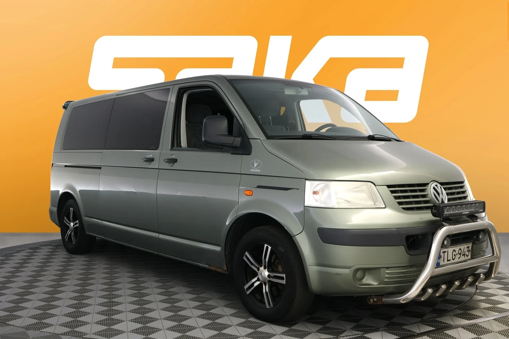 Car Image - 6P2ORH58YCqqdUK6oet6mA