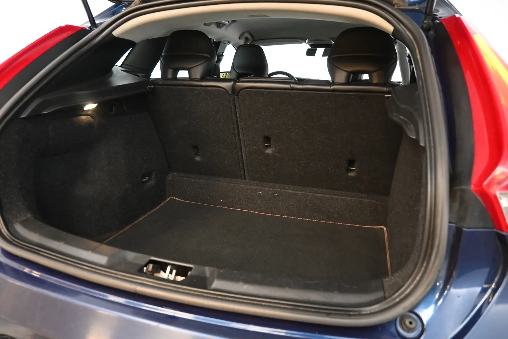 Car Image - 5OxEHnwJsYl9DIP5sYJRjx