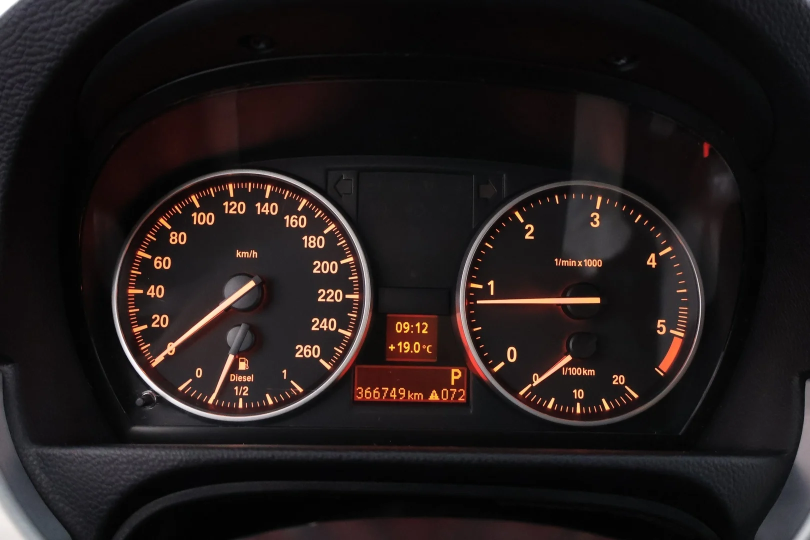 Car Image - 2cONL2B4aDjDndt3AzotN0