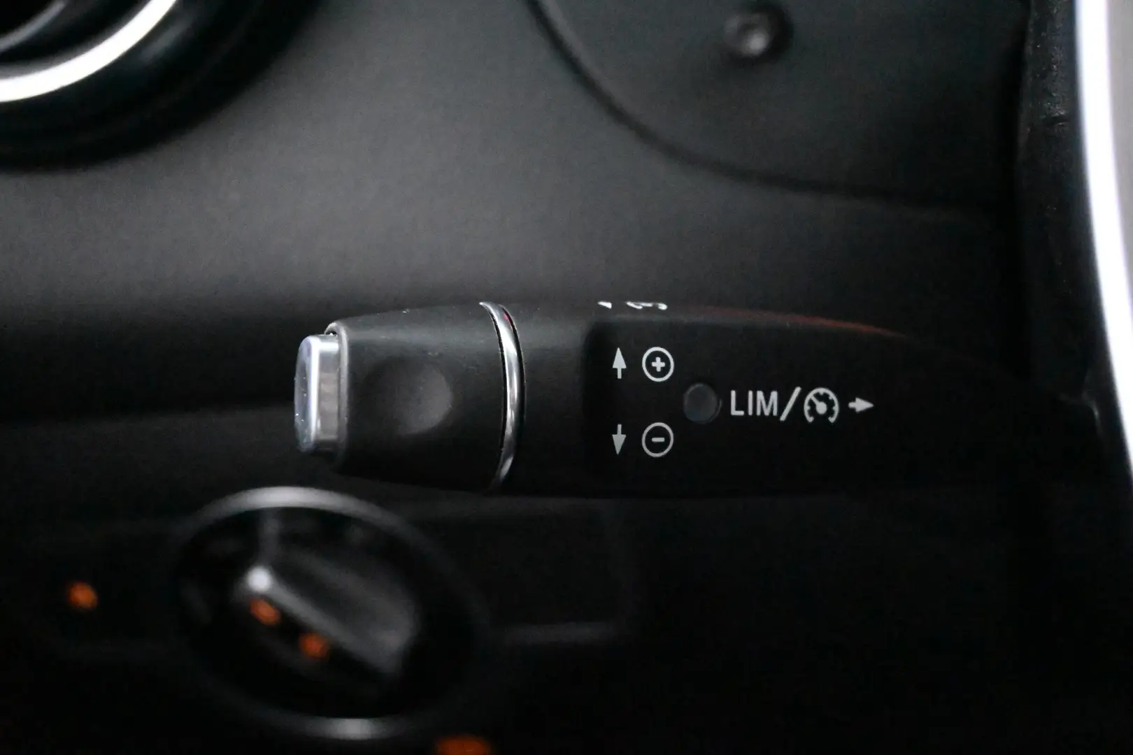 Car Image - 5b5Xga2ytzmQ3vgQAue4Rk