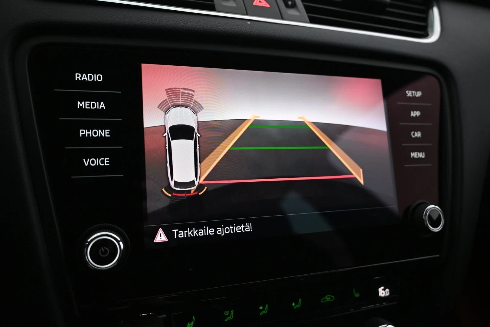 Car Image - 321BbH0vYxqlgLrzDtIOQz