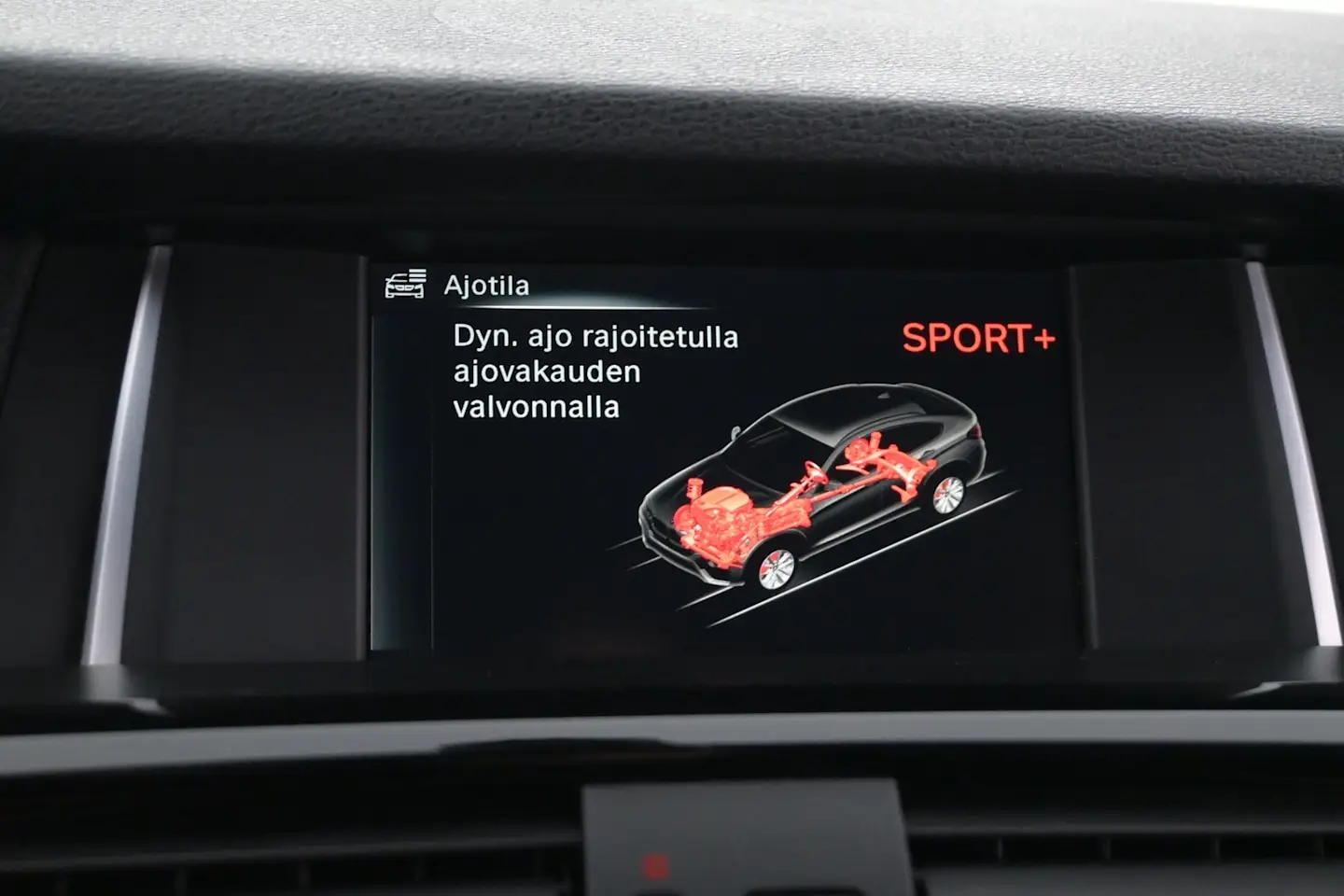 Car Image - jaq1CROSTet8S5oX10YG0