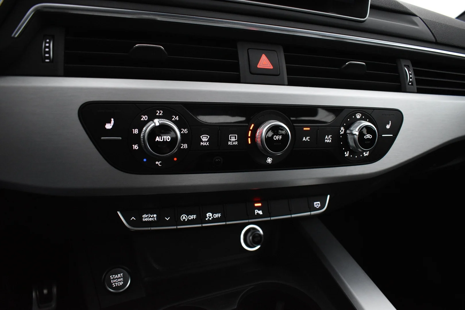 Car Image - 3s9KHOSGwEZlXOS6rZ0gsH