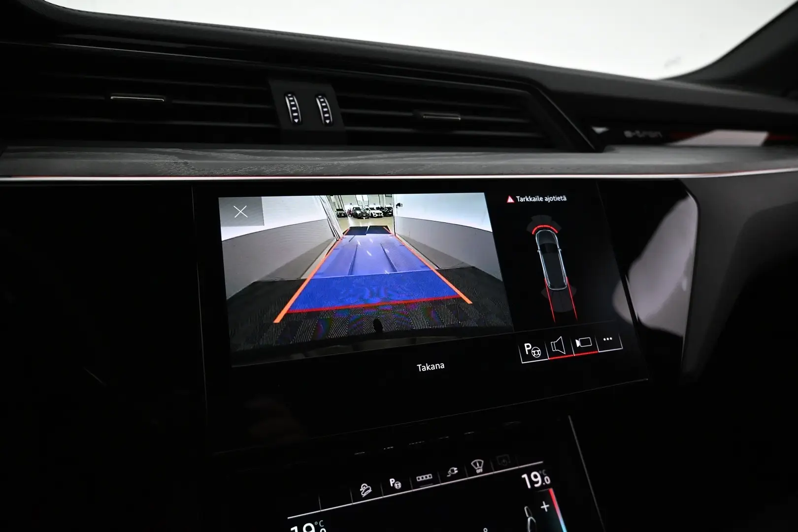 Car Image - HjPSb1CRE2NGx3o5aufVS