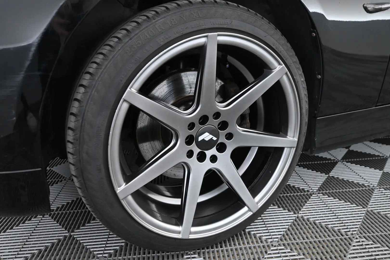 Car Image - 2wJncvDVQa2poMAsxPS73d
