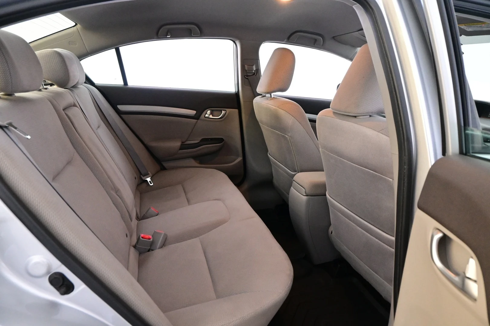 Car Image - 1f4SwXNc8sMZ8HlBVLTBwr