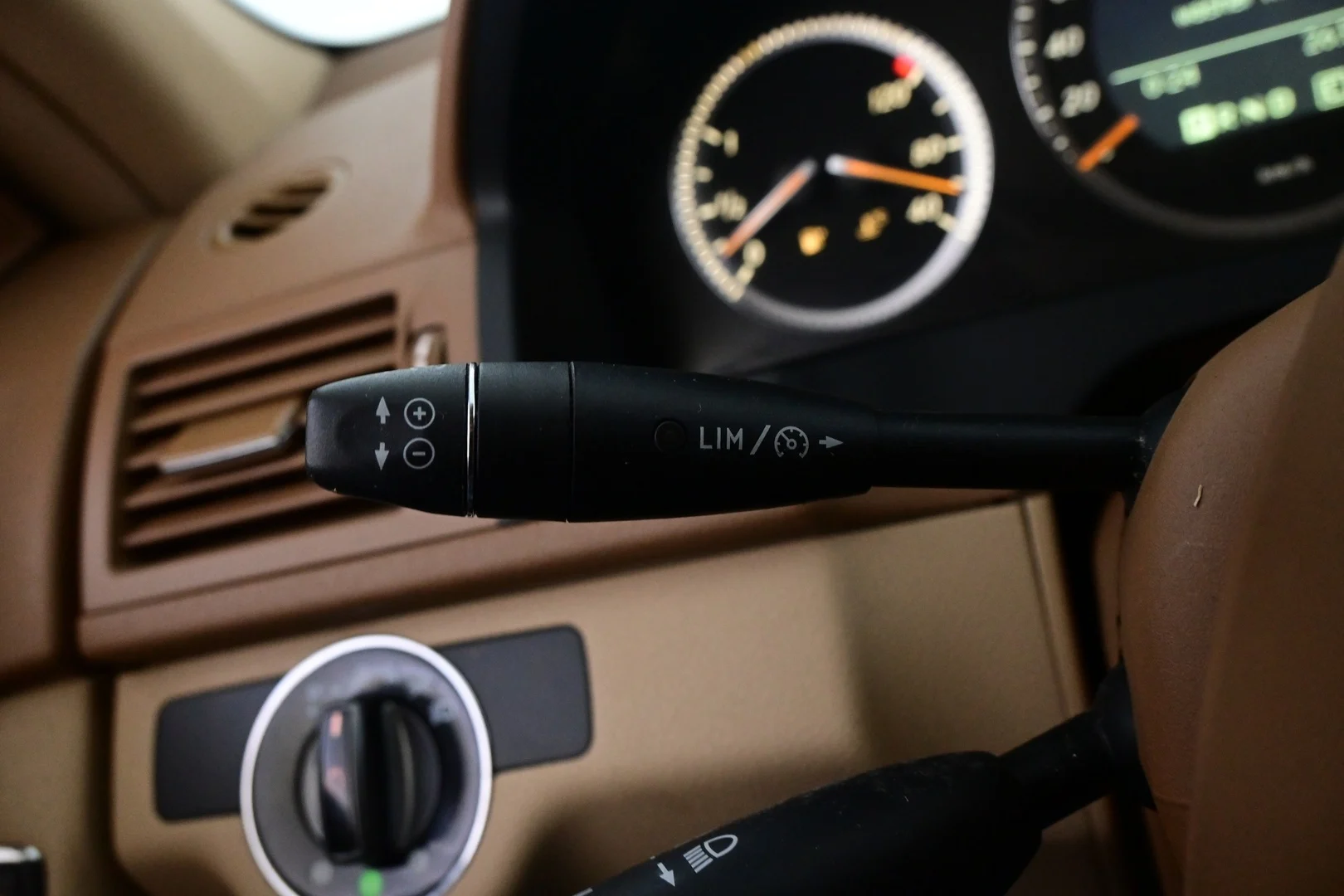 Car Image - 4p08uBl835ZYA0D9dqEpYE