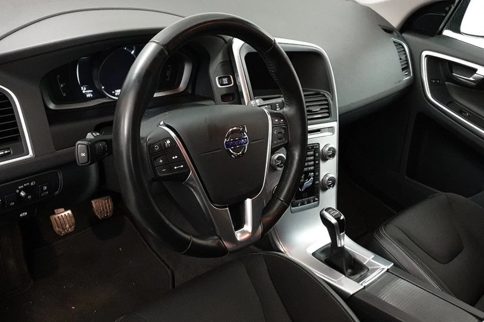 Car Image - 2FK9cSpspCAhp2iDpAga8j