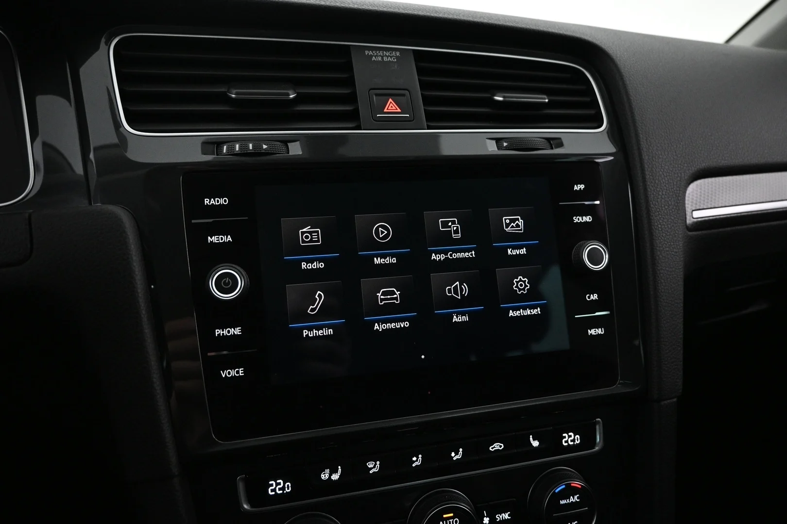 Car Image - 3xc09QO6xg85KbtzEDsQrM