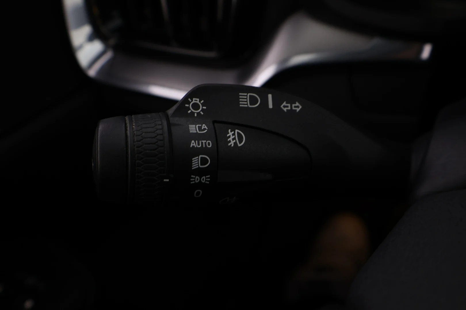 Car Image - 1tR7L4nBzhSkhwUS1mS2nc