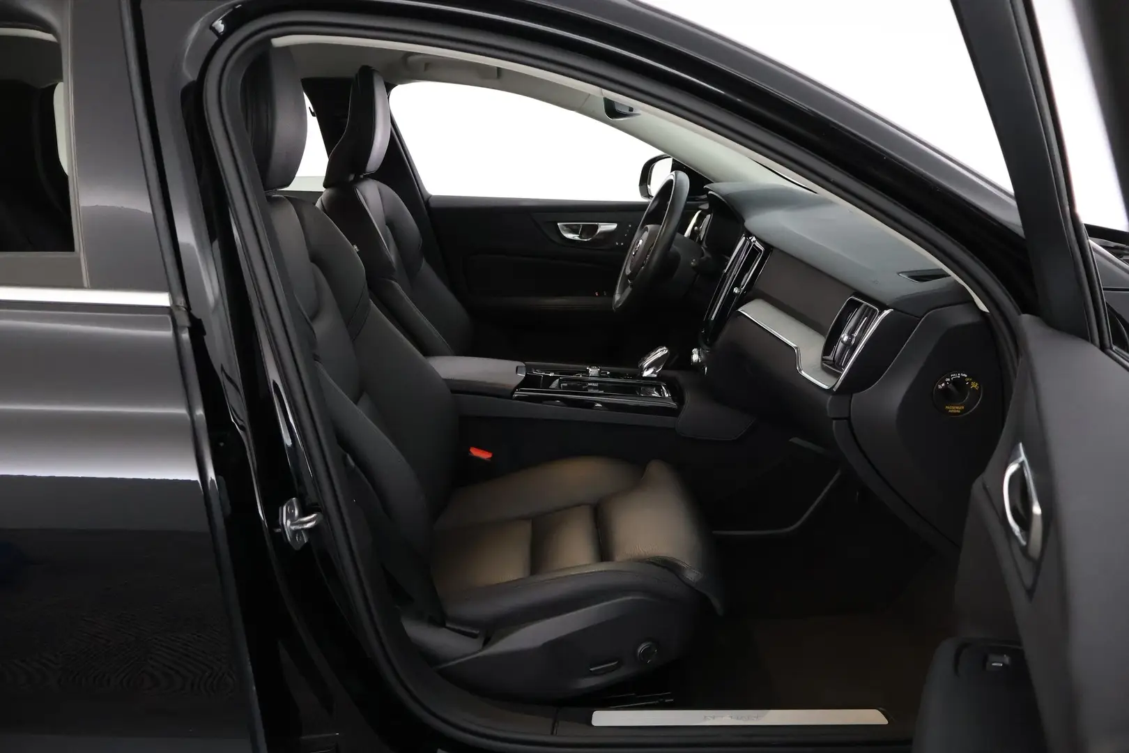Car Image - 4FmQohBU7oJ3rTOBPMEHA7