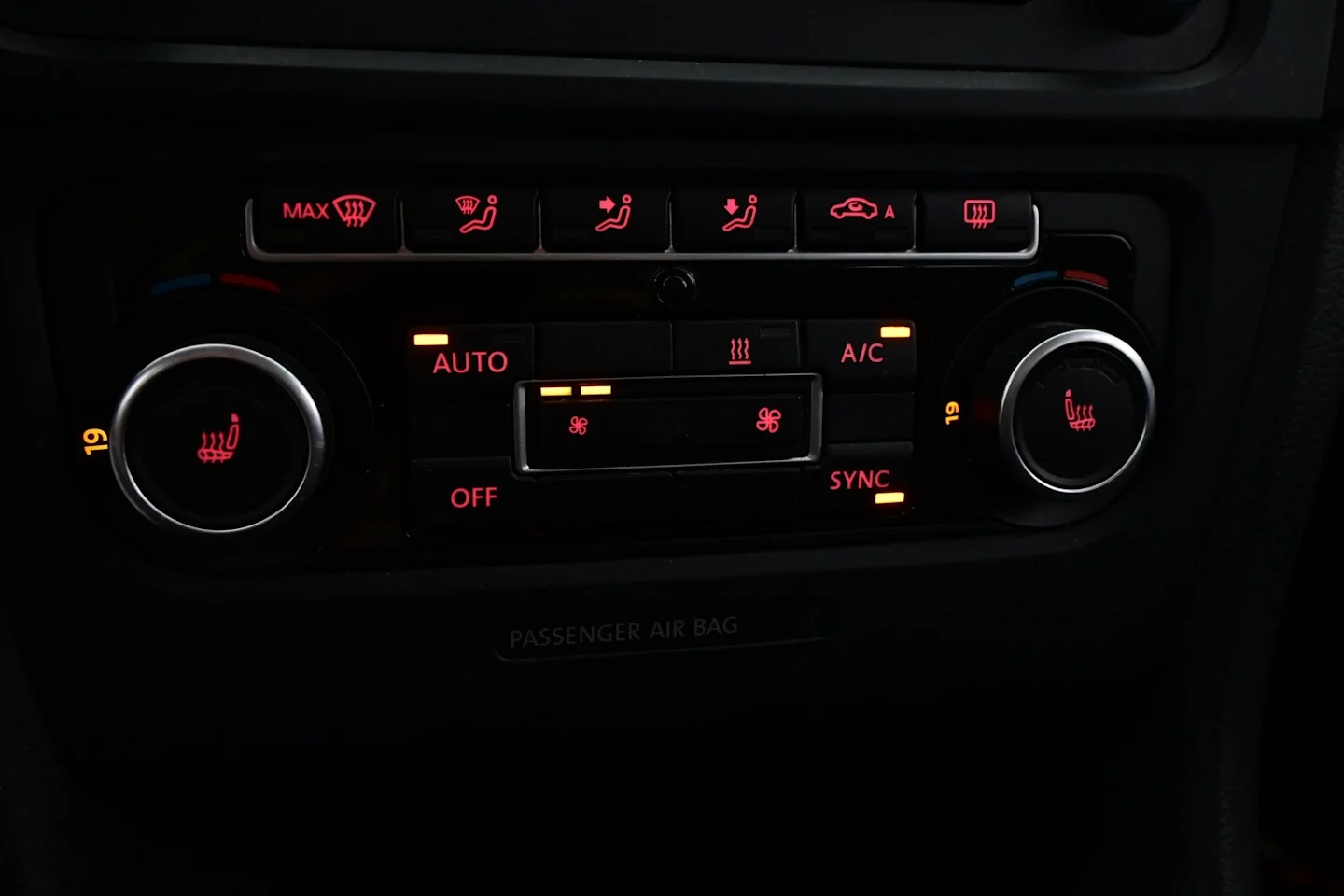 Car Image - HPLOmBcVImYhiydXpxRS5