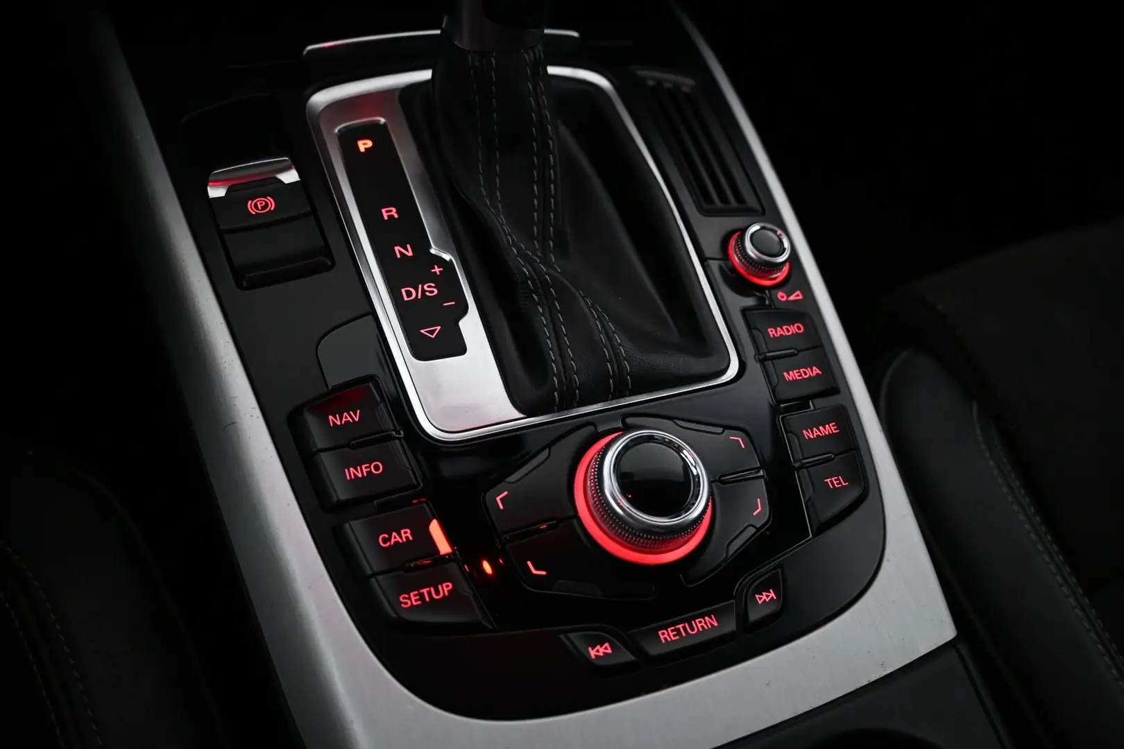 Car Image - 2zQ5M5AU9aSQ8pnoROfcgM
