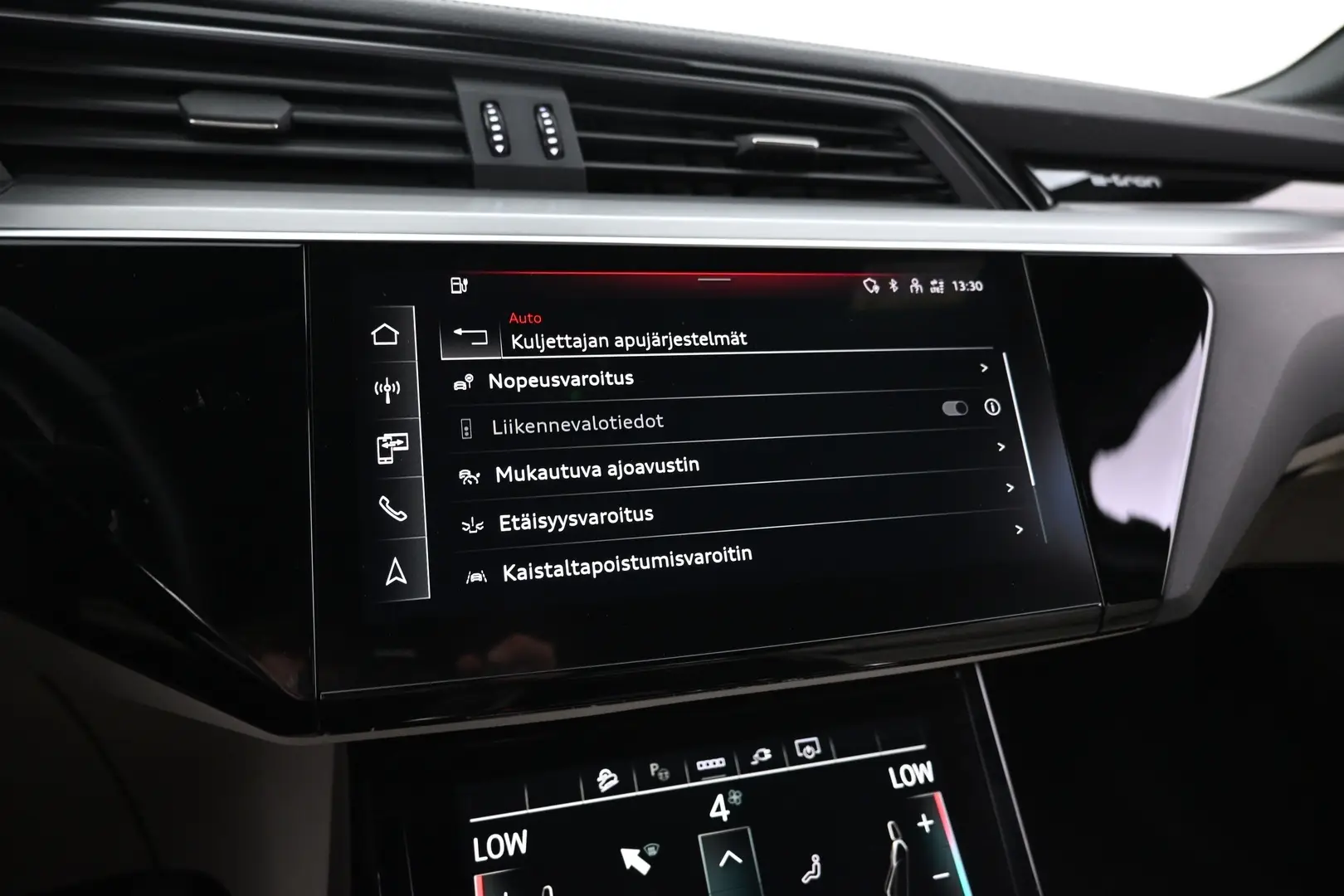Car Image - 374CIl4GnTDsLr9HBTC0RS