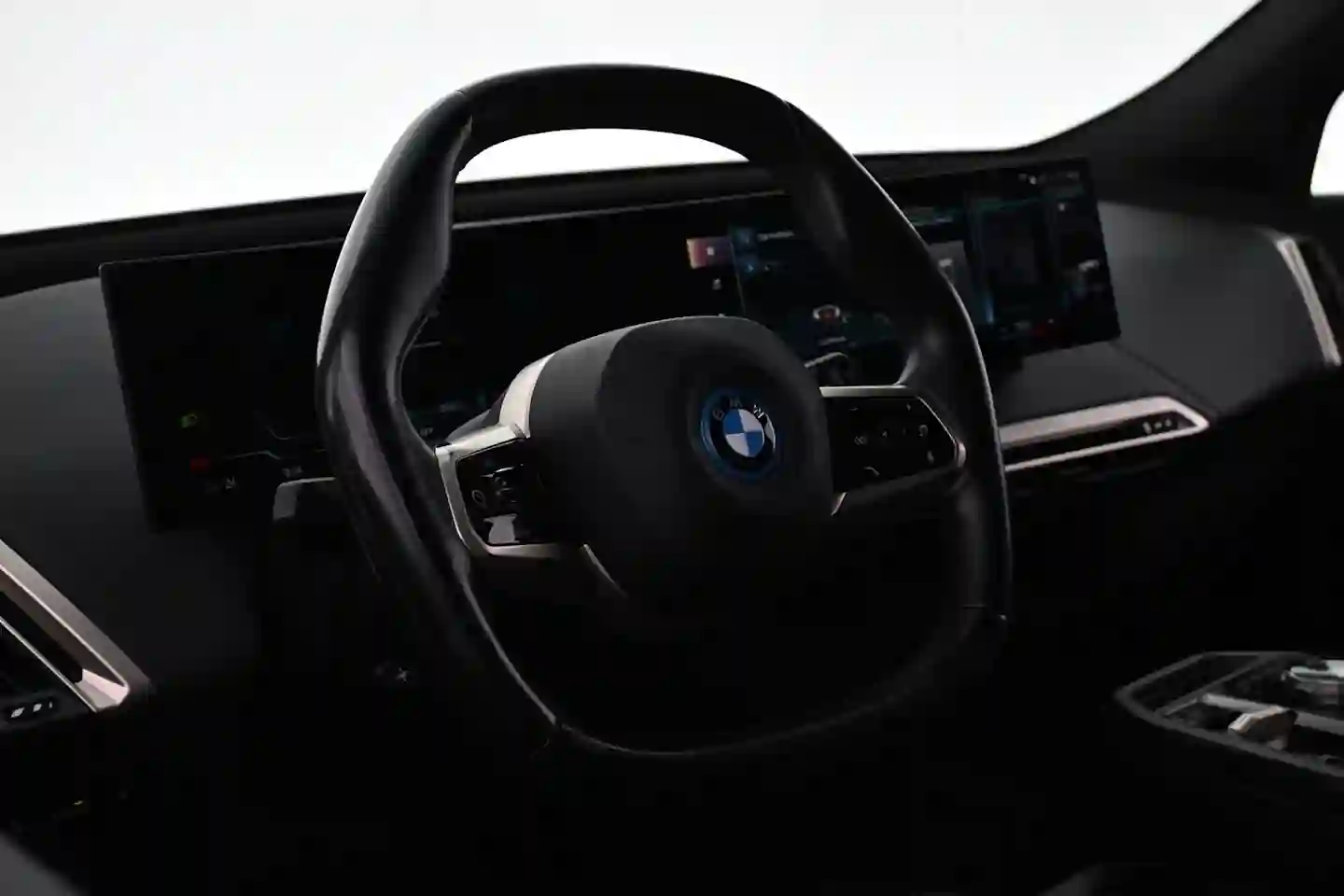 Car Image - 4OgSVNGUK6570mB9iSJx8p