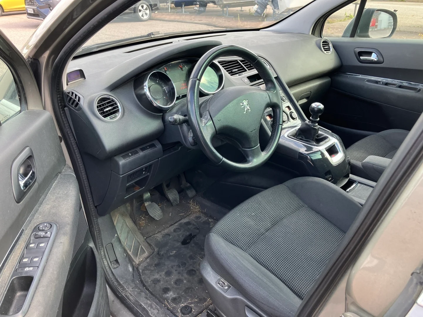 Car Image - 5khnkU3HSkX2Bd6o9UazpD